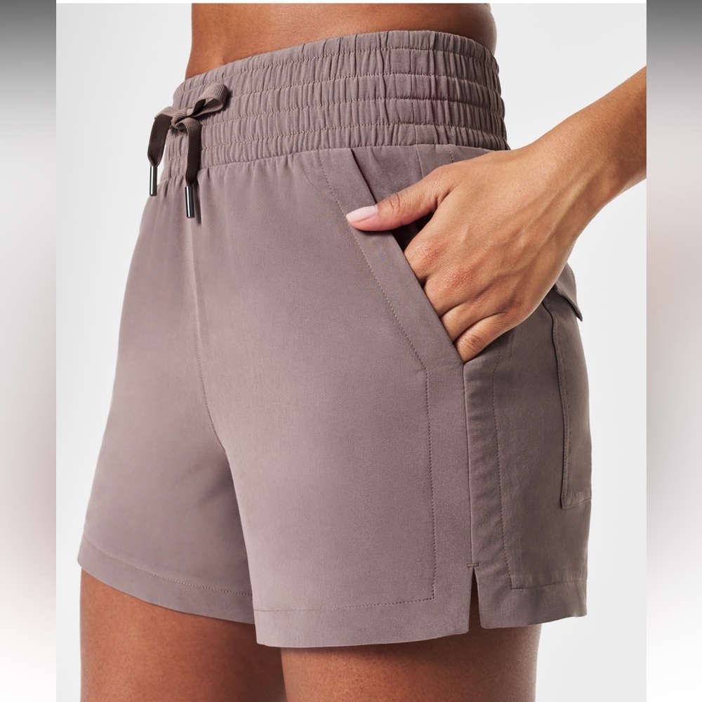 SPANX Women's Taupe Shorts